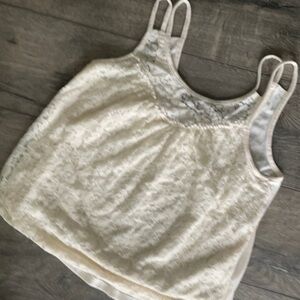 No boundaries top large juniors size 11 ivory tank